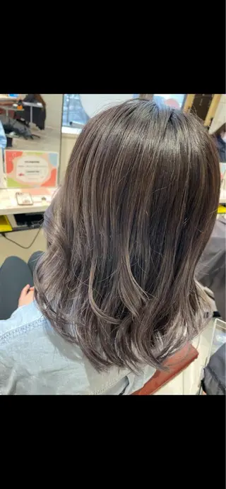 カラー 😈サクマ シオン😈のヘアスタイル