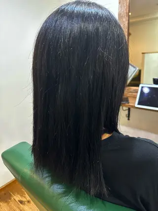 カラー 原田 梨乃のヘアスタイル