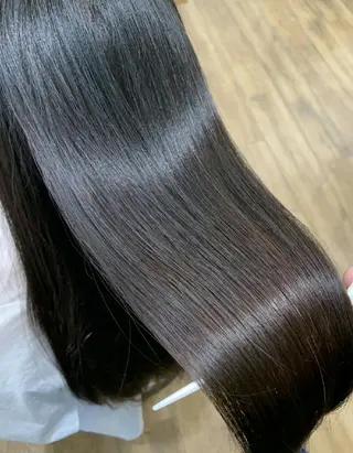 セミロング 髪質改善専門店 Retaaanのヘアスタイル