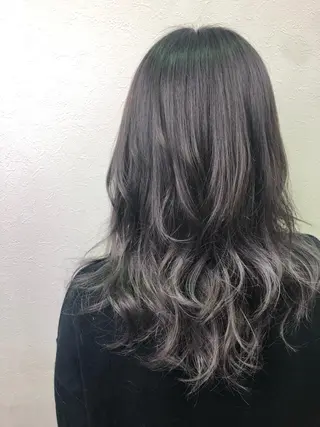 カラー ダブルスキルエクステ /羽エクステ白石宇由のヘアスタイル