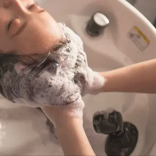 オオバヤシ マホのヘアスタイル