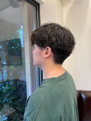 ショート パーマ メンズ 畠山 渚のヘアスタイル