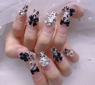 ネイル UMI ネイルサロン新宿🎀のネイルデザイン