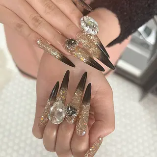 ネイル 山田 真里のネイルデザイン