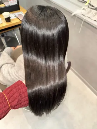 ロング カラー 銀座レイヤーカット ×シースルー前髪のヘアスタイル