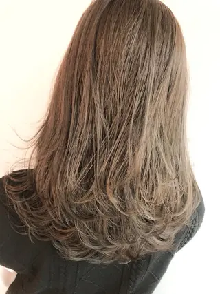 ミディアム MIRIM栄 野田航生のヘアスタイル