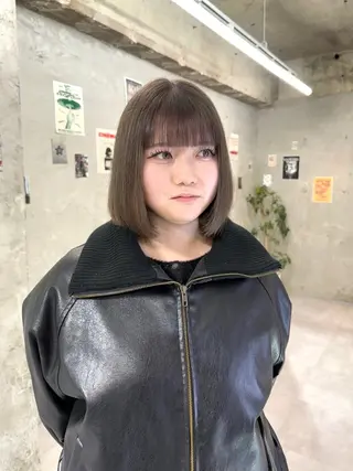 ミディアム yuuna ✮ door whiteのヘアスタイル