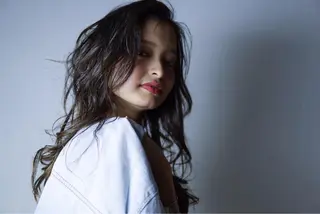 ロング カラー パーマ 【白髪ぼかし】 矢内　夏輝のヘアスタイル