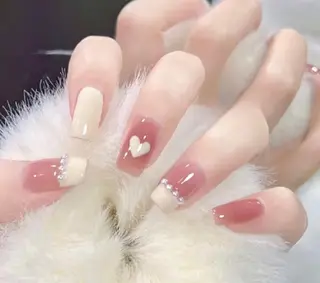 ネイル MoonNail ユリ🌸のネイルデザイン