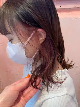セミロング 山嵜 かなのヘアスタイル