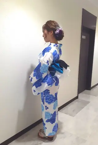 セミロング ヘアアレンジ Hair&Make Delight*のヘアスタイル