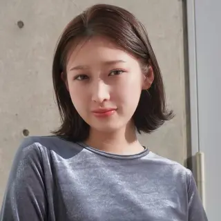 ミディアム ボブ/縮毛矯正/ レイヤー/塚田のヘアスタイル