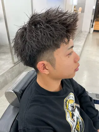 ショート カラー パーマ ヘアアレンジ メンズ 亀井隆汰/メンズ専門 パーマ特化美容師のヘアスタイル