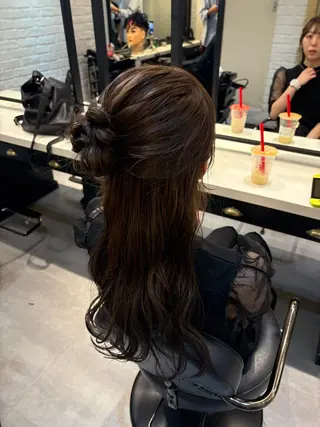 ロング ヘアアレンジ Konomura Neneのヘアスタイル