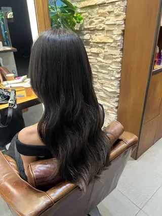 ロング カラー 及川 莉央のヘアスタイル