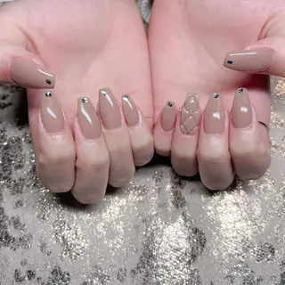 ネイル 個室ネイルサロンDolly Girl〜ドーリーガール〜所属・DollyGirl KYOKOのネイルデザイン