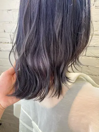 カラー 前田 輝のヘアスタイル