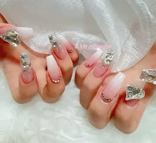 ネイル &ME ネイルサロンのネイルデザイン