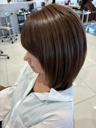 ミディアム カラー 守谷 奏穂のヘアスタイル