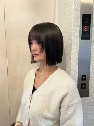 ミディアム sora / 渋谷 / ハイトーンのヘアスタイル