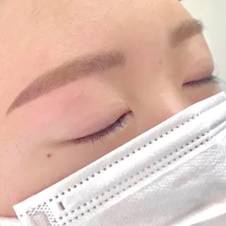 アイブロウ Paulele. 副店長Mizukiのマツエク・マツパデザイン