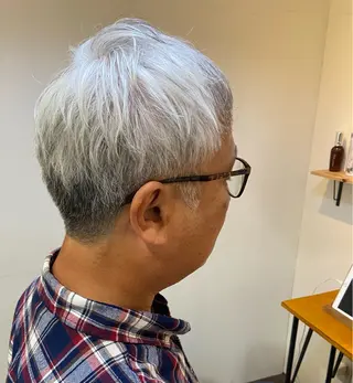 メンズ niro 🌱カットモデル募集のヘアスタイル