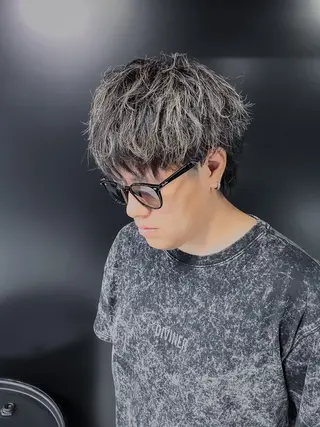 カラー ヘアアレンジ メンズ メンズ専門 美容師✨ アメ村 堀江颯瑛のヘアスタイル