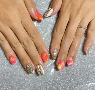 ネイル VIERU 🌈🎀💖のネイルデザイン