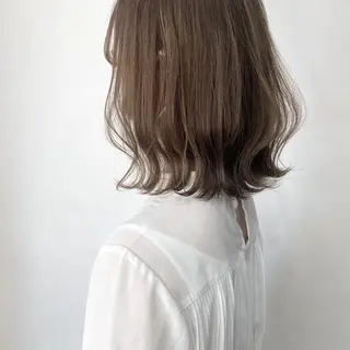 ミディアム カラー i muのヘアスタイル