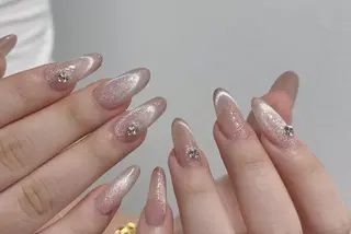 ネイル Pure&Rich Nailのネイルデザイン