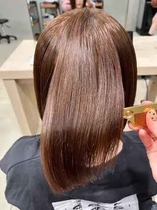 ミディアム カラー 巖本 真希のヘアスタイル