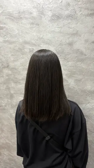 ミディアム カラー ルプラボウ/ 内藤ほのか/艶カラーのヘアスタイル
