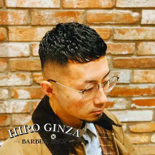 ショート 猪井 明のヘアスタイル