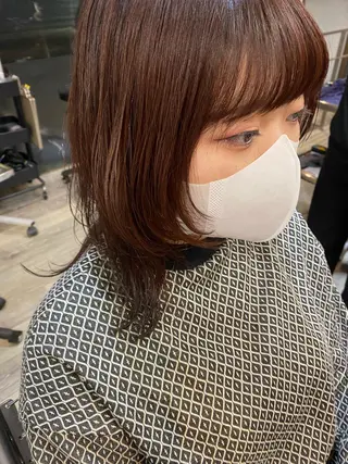 ミディアム 小林 朋花のヘアスタイル