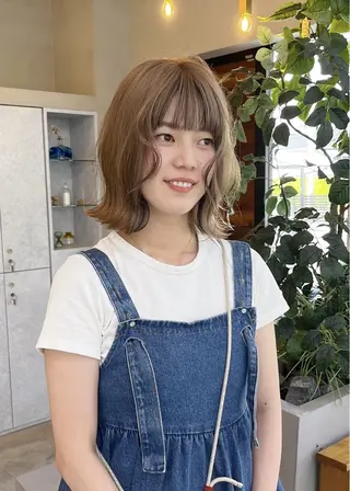 ミディアム カラー 暖色カラー/透明感 ベージュ/結羽🌼のヘアスタイル