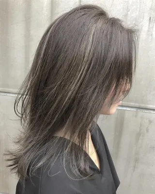 ミディアム カラー 北間 寛哉のヘアスタイル