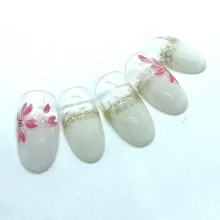 ネイル イワサキ のネイルデザイン