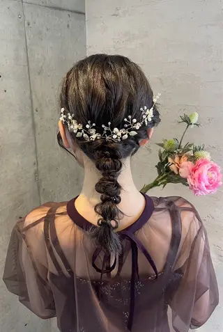 セミロング ヘアアレンジ 美髪× ヘアセット✨Araiのヘアスタイル