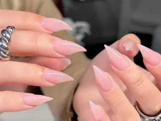 ネイル lucky nail 歌舞伎町のネイルデザイン