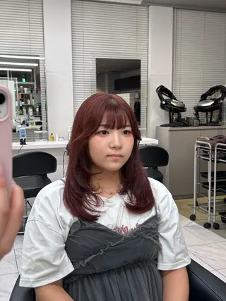 カラー 透明感ベージュ🤎 ナチュラルレイヤーのヘアスタイル