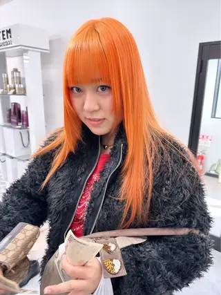 ロング カラー ヘアアレンジ TAKUMAブリーチ /切りっぱなし🪽のヘアスタイル