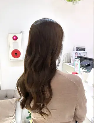 ロング カラー ヘアアレンジ 吉水 彩乃 /ボブ/艶感カラーのヘアスタイル