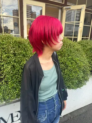 ショート 🦋ブリーチなしダブ ルカラー🌈MEGUのヘアスタイル