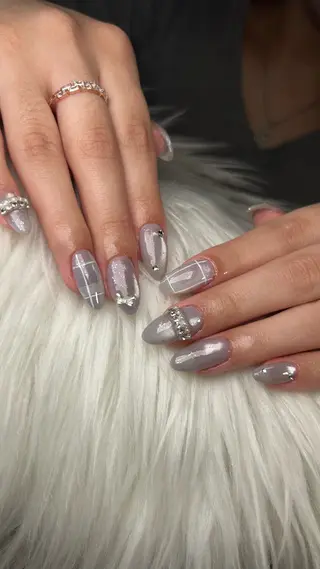 ネイル Shine'an Maaiのネイルデザイン