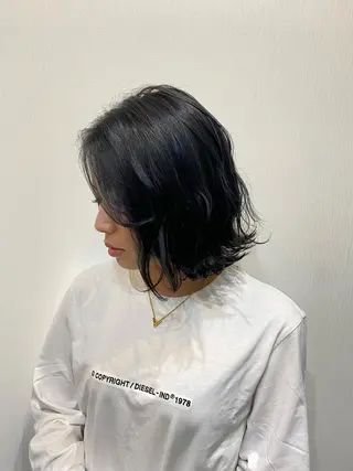 ショート 小野 真彩のヘアスタイル