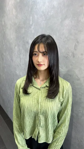 ロング 森下 ゆきなのヘアスタイル