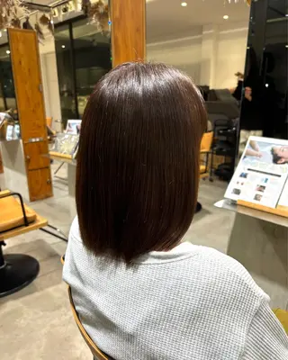ミディアム カラー 小木曽 里華のヘアスタイル