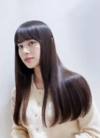 ロング TELA HAIRのヘアスタイル