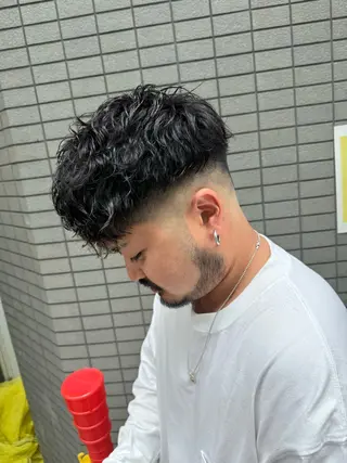 ショート パーマ メンズ 吉田 剛のヘアスタイル