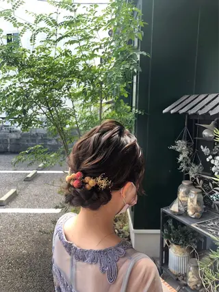 ミディアム ヘアアレンジ 山下 襟華のヘアスタイル
